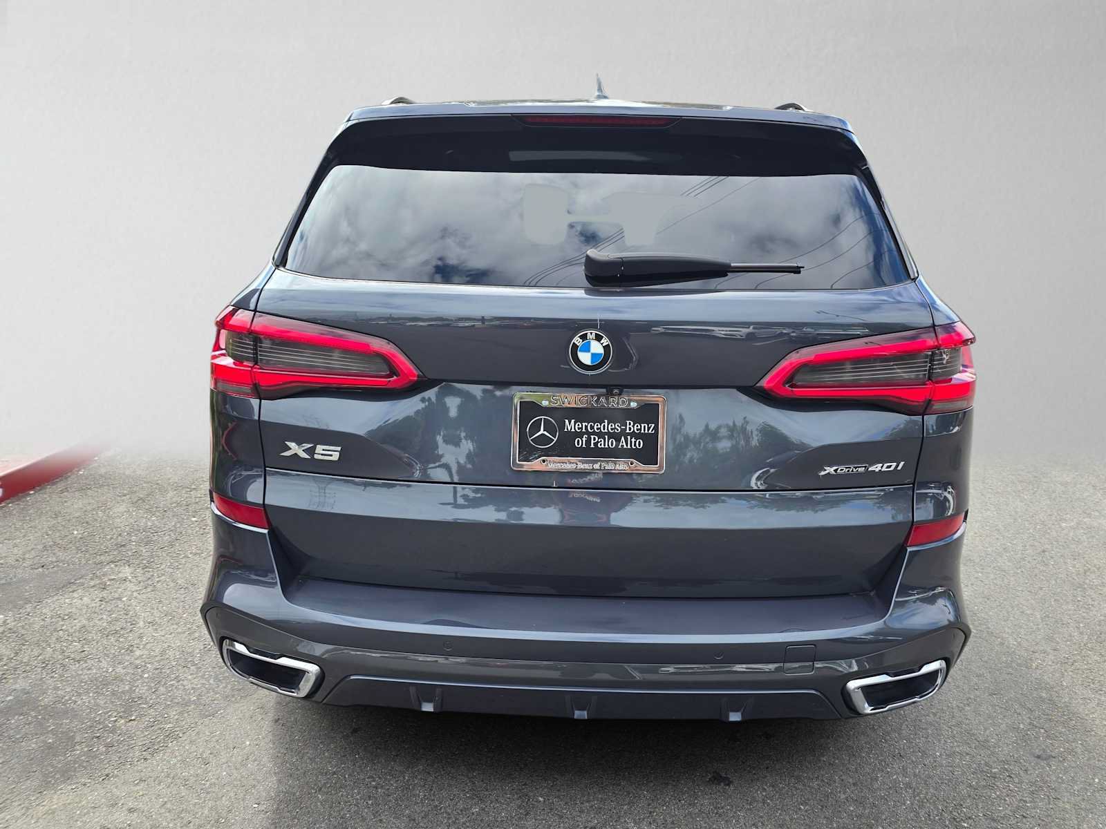 Used 2019 BMW X5 xDrive40i w/ M Sport Package AWD/4WD image 4