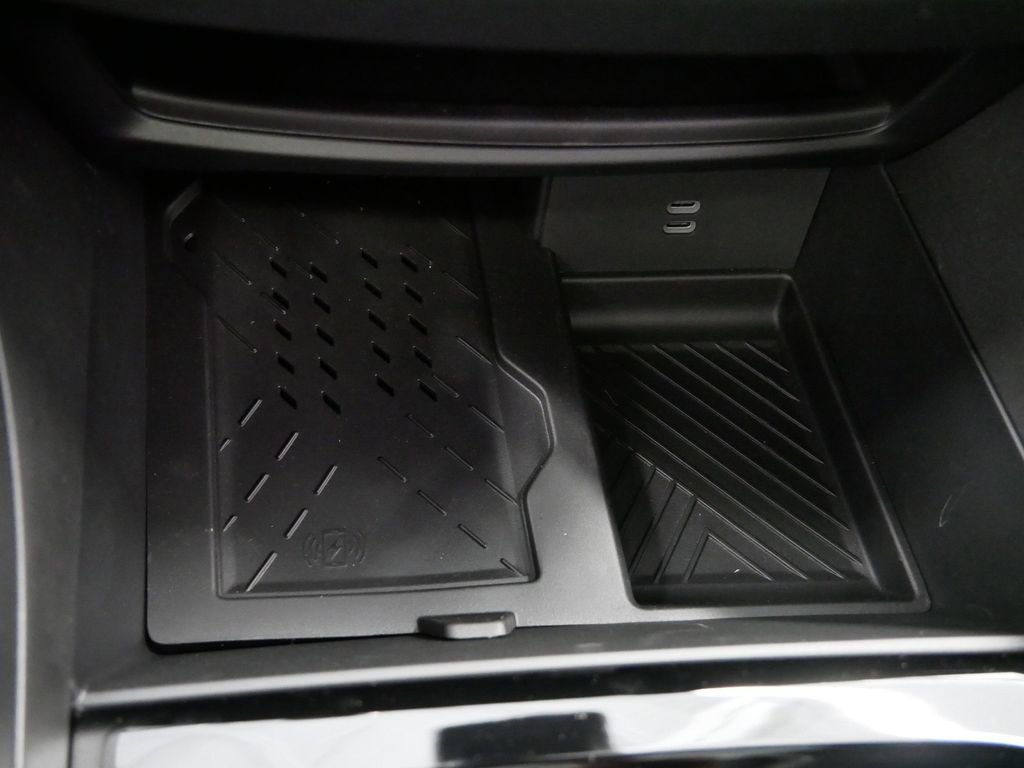 New 2026 Chrysler Pacifica Limited w/ S Appearance Package image 38