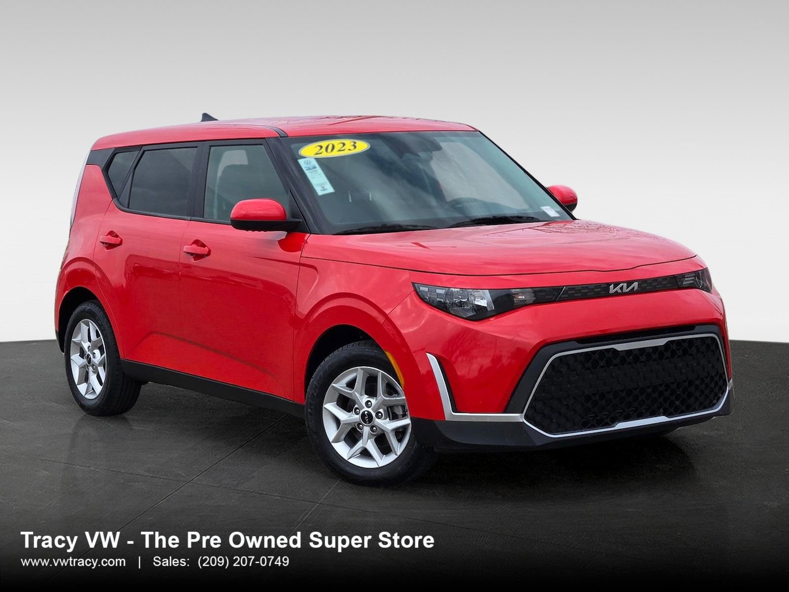 Used 2023 Kia Soul LX w/ Option Group 015