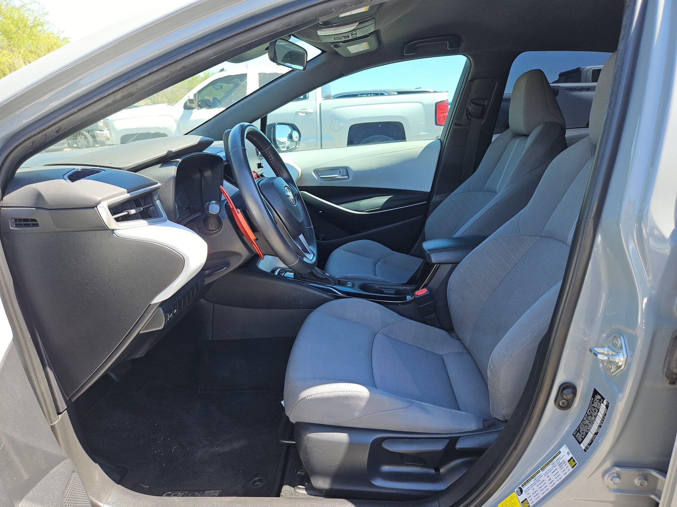 Used 2022 Toyota Corolla SE image 5