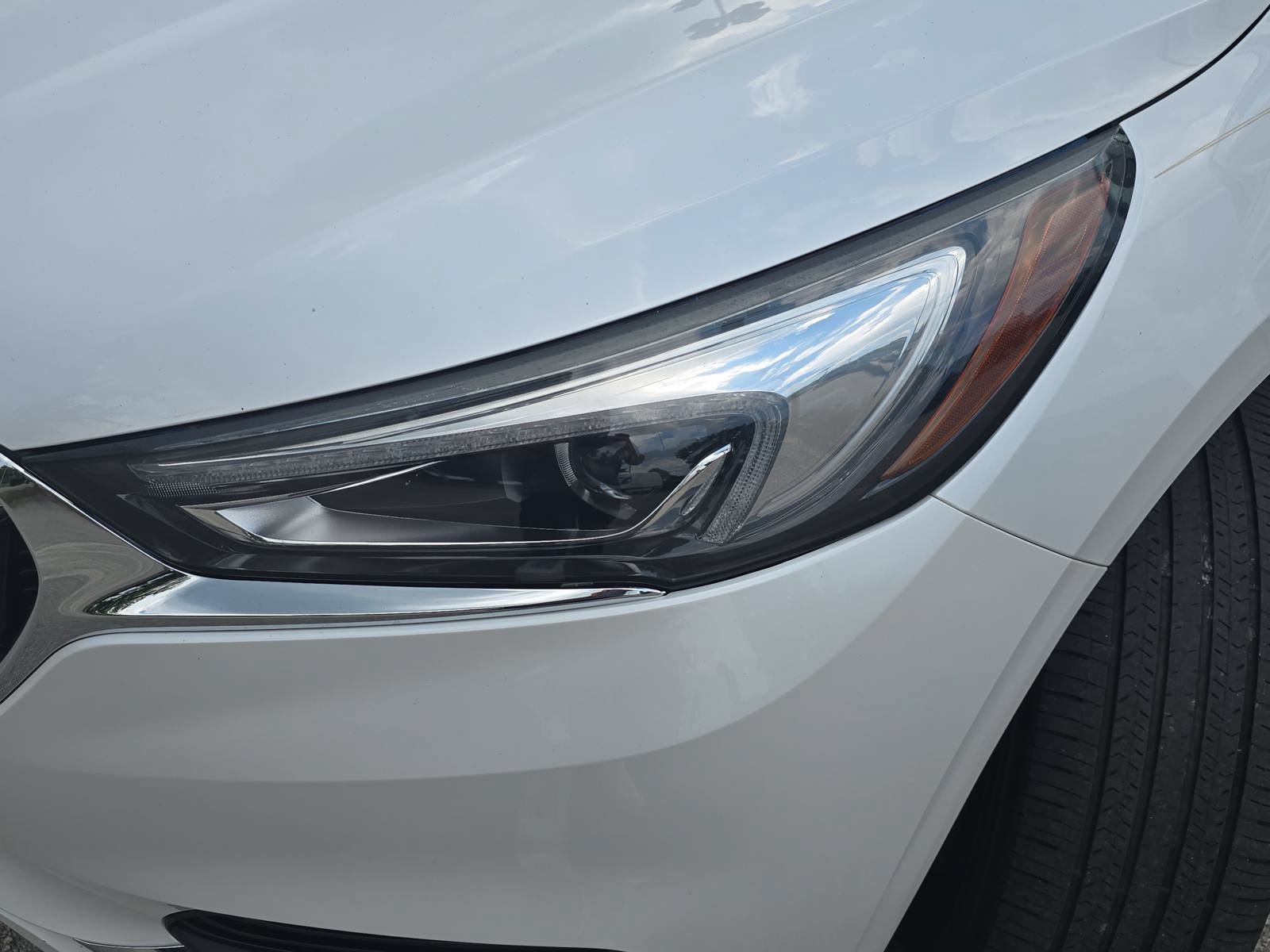 Used 2019 Buick Enclave Essence FWD image 33