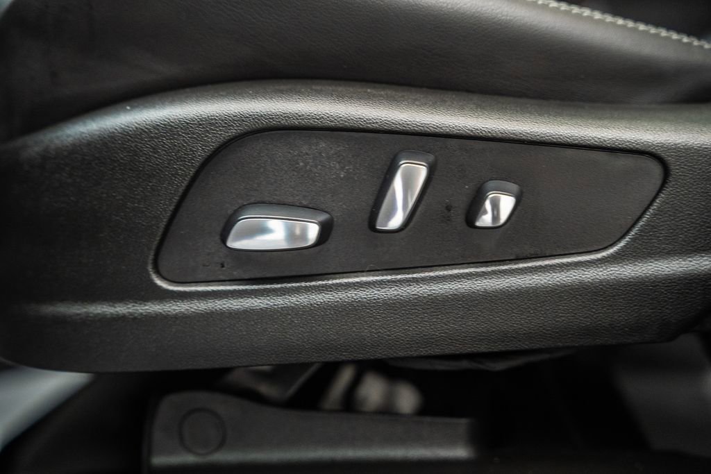 Used 2021 Cadillac XT5 Premium Luxury FWD image 41