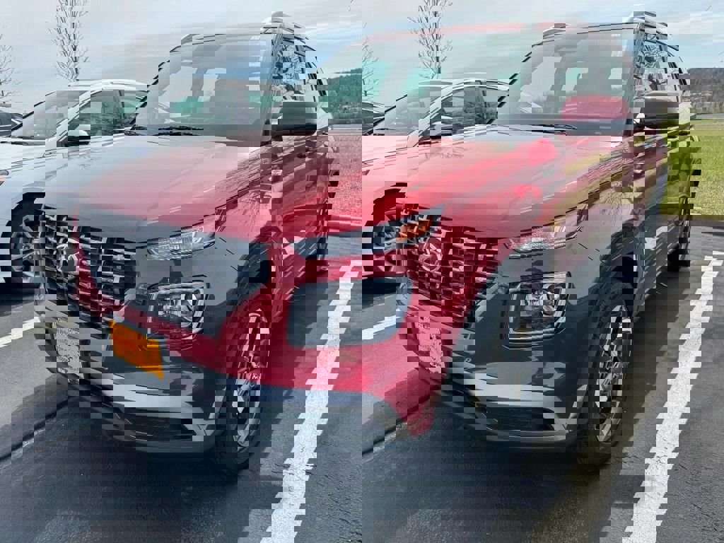 Certified 2025 Hyundai Venue Limited image 4