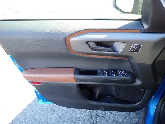 Used 2025 Ford Bronco Sport Outer Banks w/ Outer Banks Tech Package+ image 20