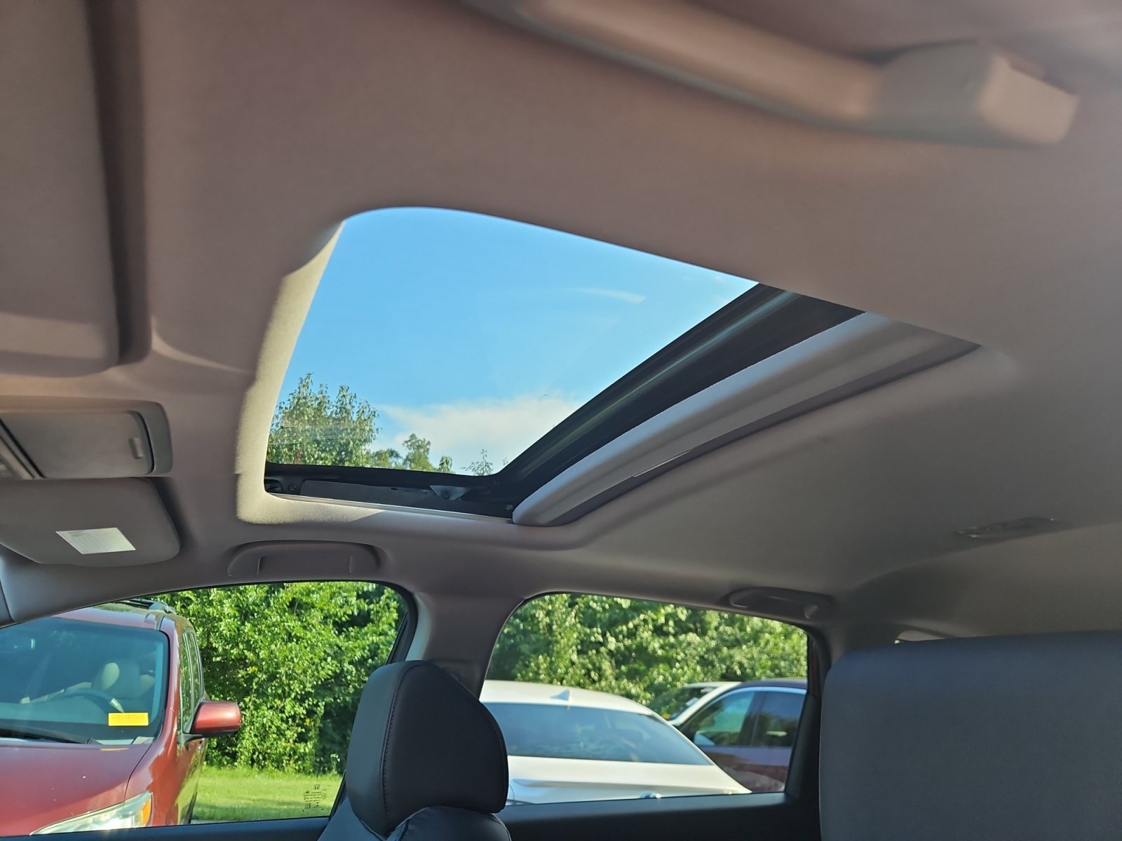 Used 2021 Honda CR-V Touring image 17