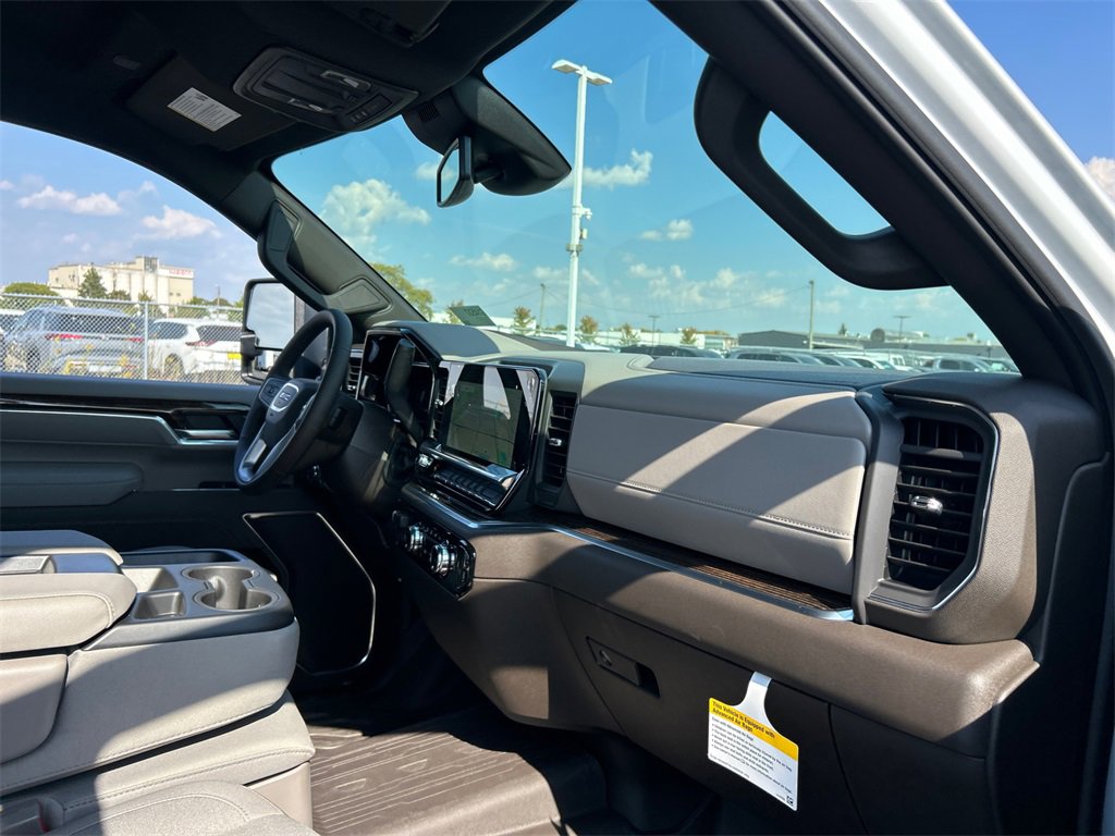 New 2026 GMC Sierra 3500 SLE image 35