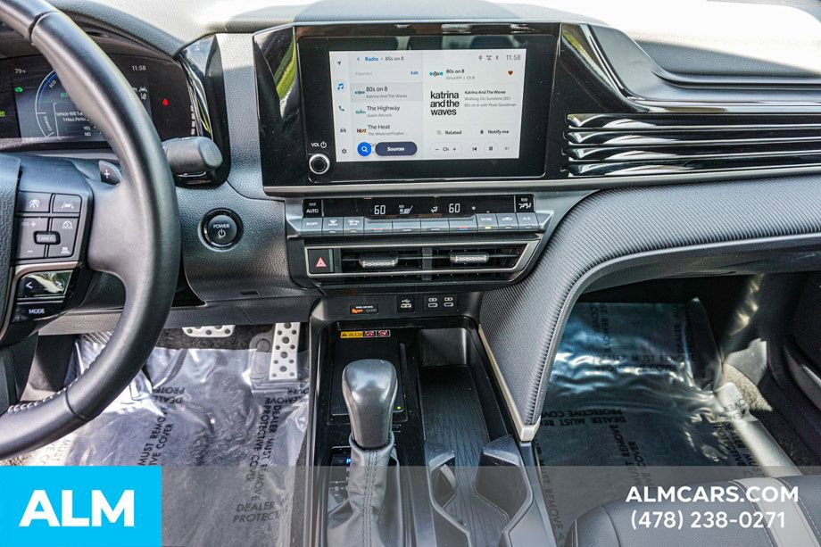 Used 2025 Toyota Camry SE image 37