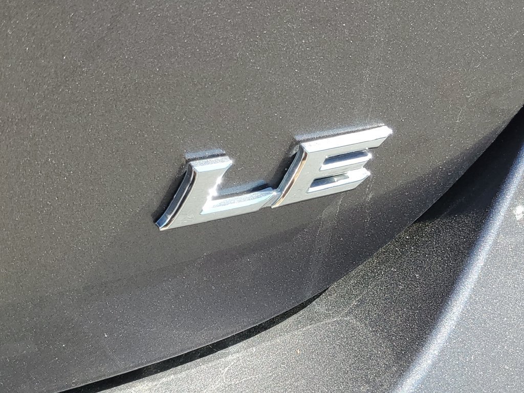 Used 2023 Toyota Camry LE FWD image 10