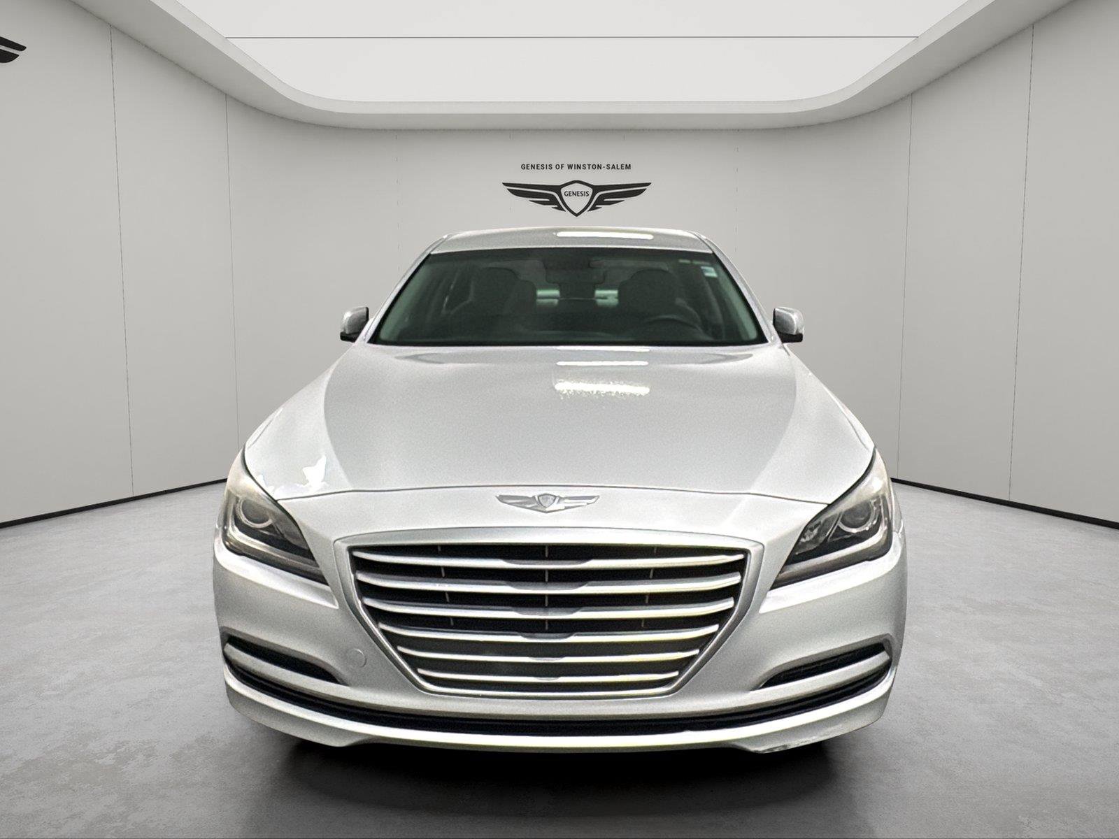 Used 2015 Hyundai Genesis 3.8 RWD image 8