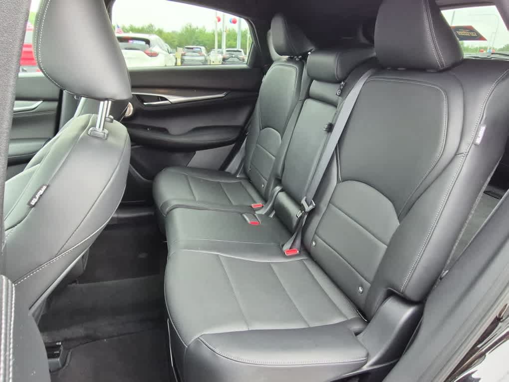 Used 2023 INFINITI QX55 Essential AWD/4WD image 7