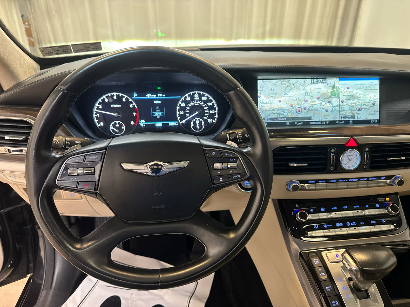 Used 2018 Genesis G90 5.0 Ultimate AWD/4WD image 3