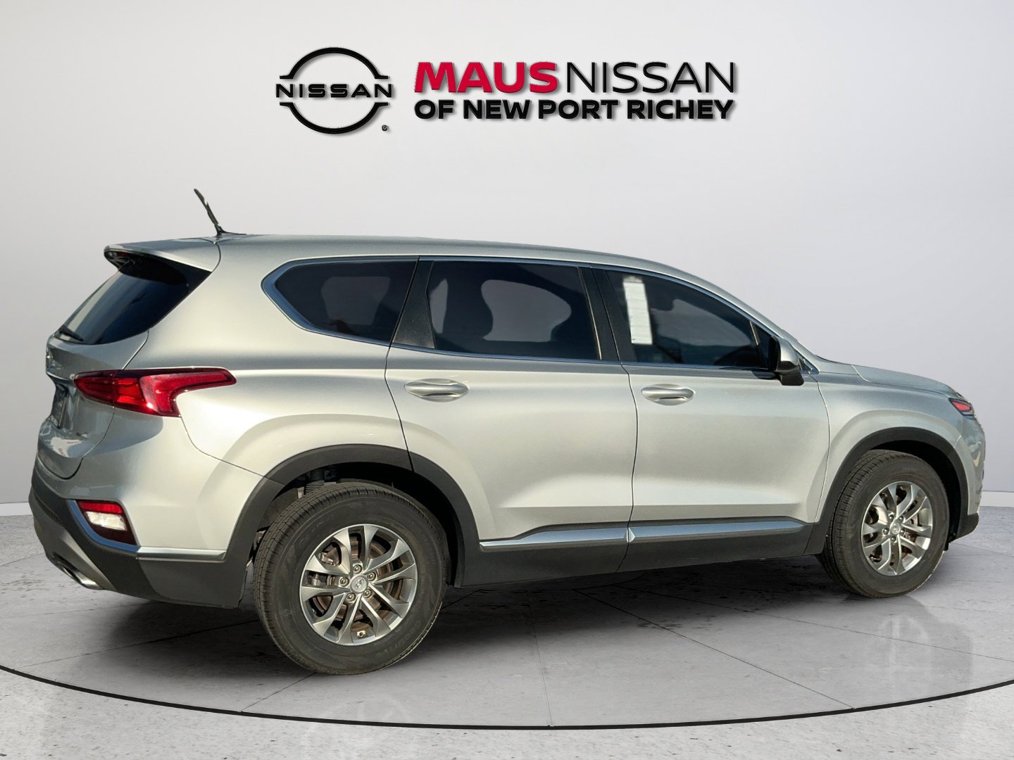 Used 2019 Hyundai Santa Fe SE FWD image 12