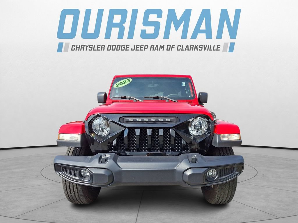 Used 2023 Jeep Wrangler Unlimited Sahara AWD/4WD image 2