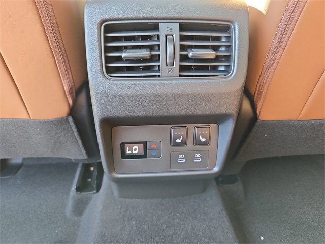 New 2026 Nissan Rogue Platinum w/ Platinum Premium Package image 18
