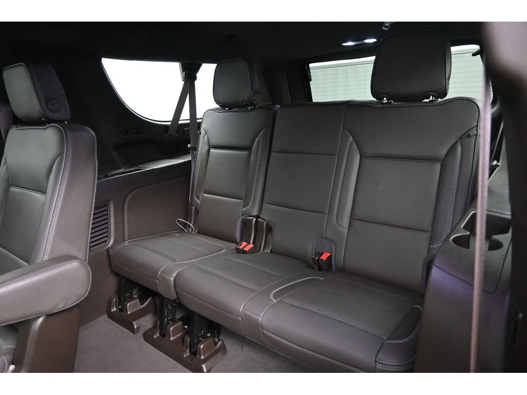 Used 2021 GMC Yukon XL Denali w/ Denali Ultimate Package AWD/4WD image 16