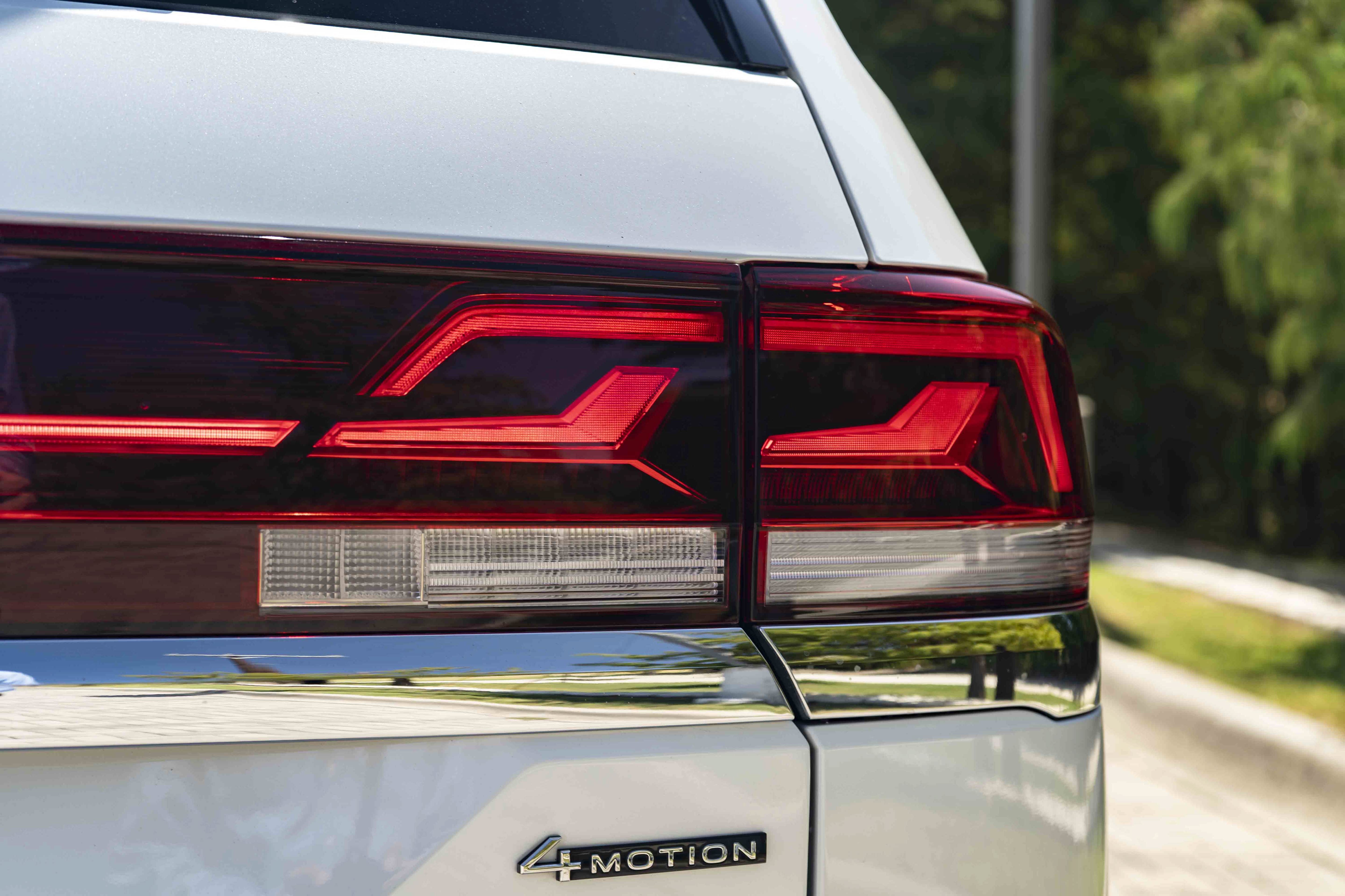 Certified 2024 Volkswagen Atlas SEL AWD/4WD image 12