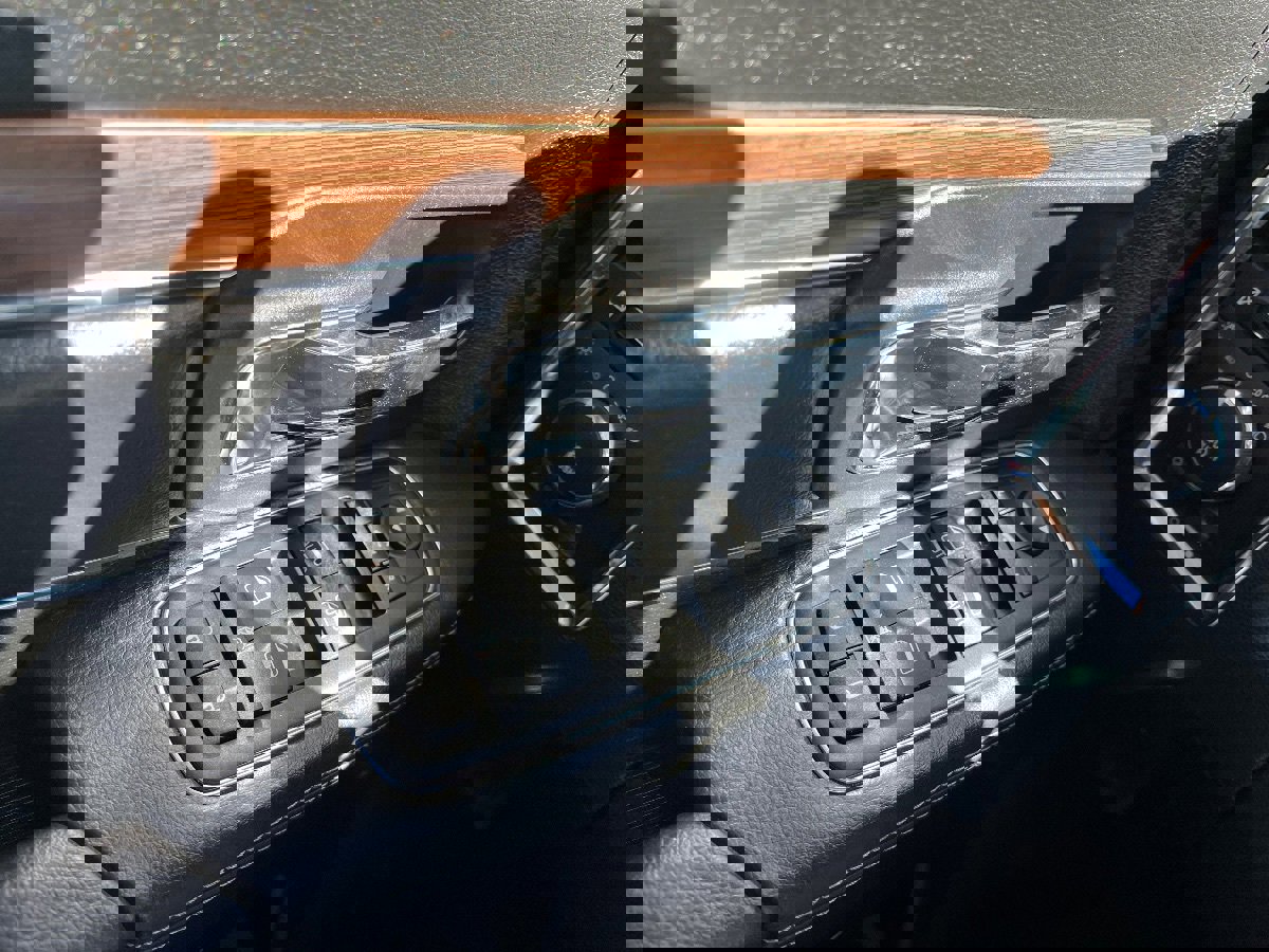 Used 2014 RAM 1500 Laramie w/ Convenience Group image 61