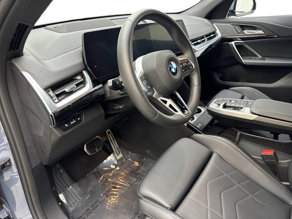 Used 2026 BMW X2 xDrive28i w/ Technology Package AWD/4WD image 49
