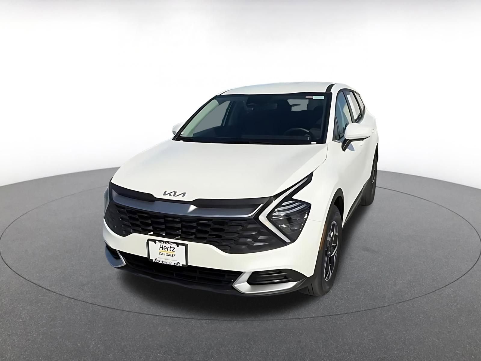 Used 2025 Kia Sportage LX image 7