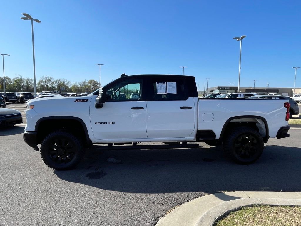 Used 2024 Chevrolet Silverado 2500 Custom w/ Custom Value Package AWD/4WD image 4
