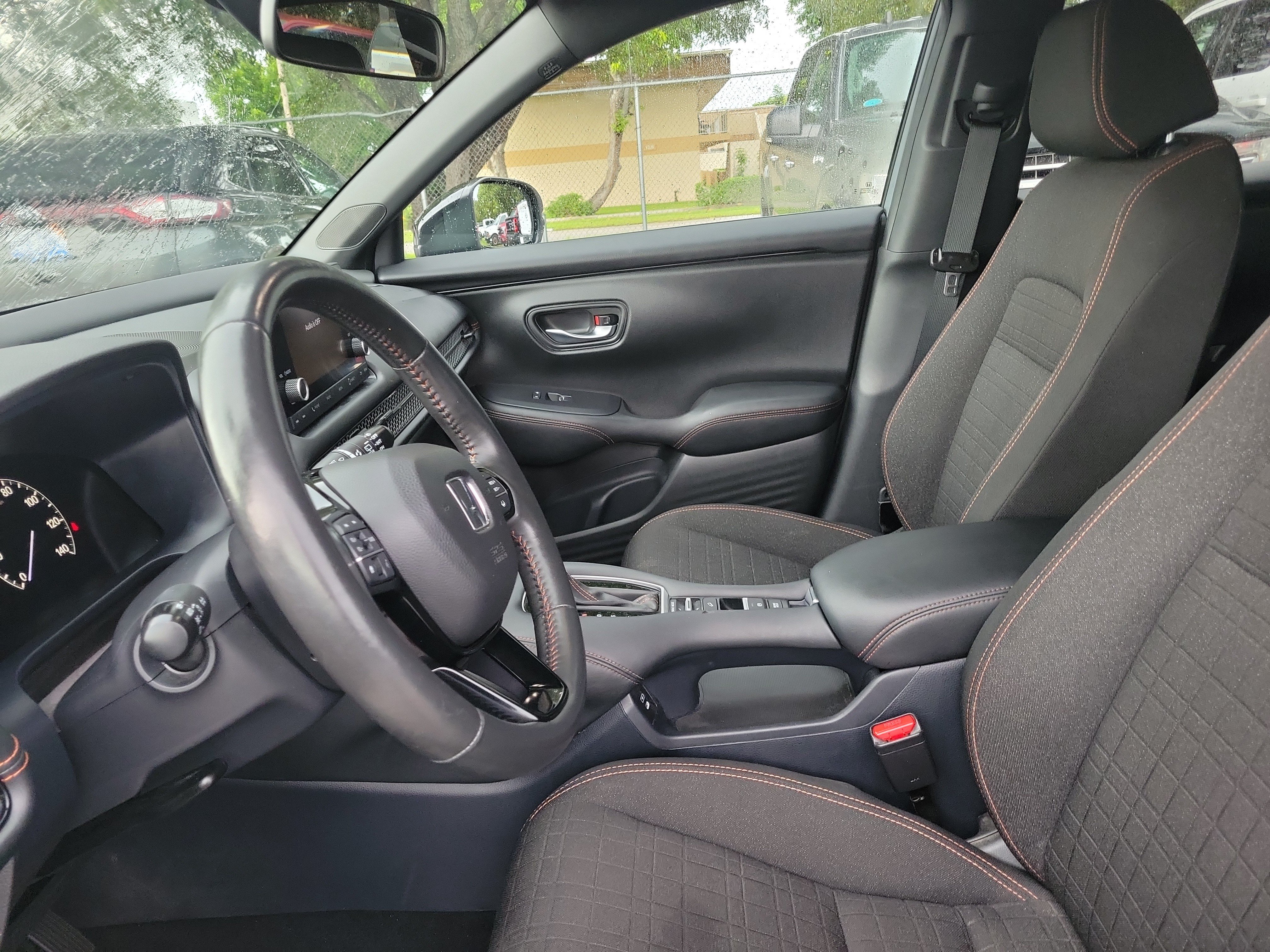 Used 2024 Honda HR-V Sport image 11