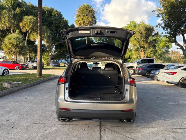 Used 2017 Lexus NX 200t FWD image 17