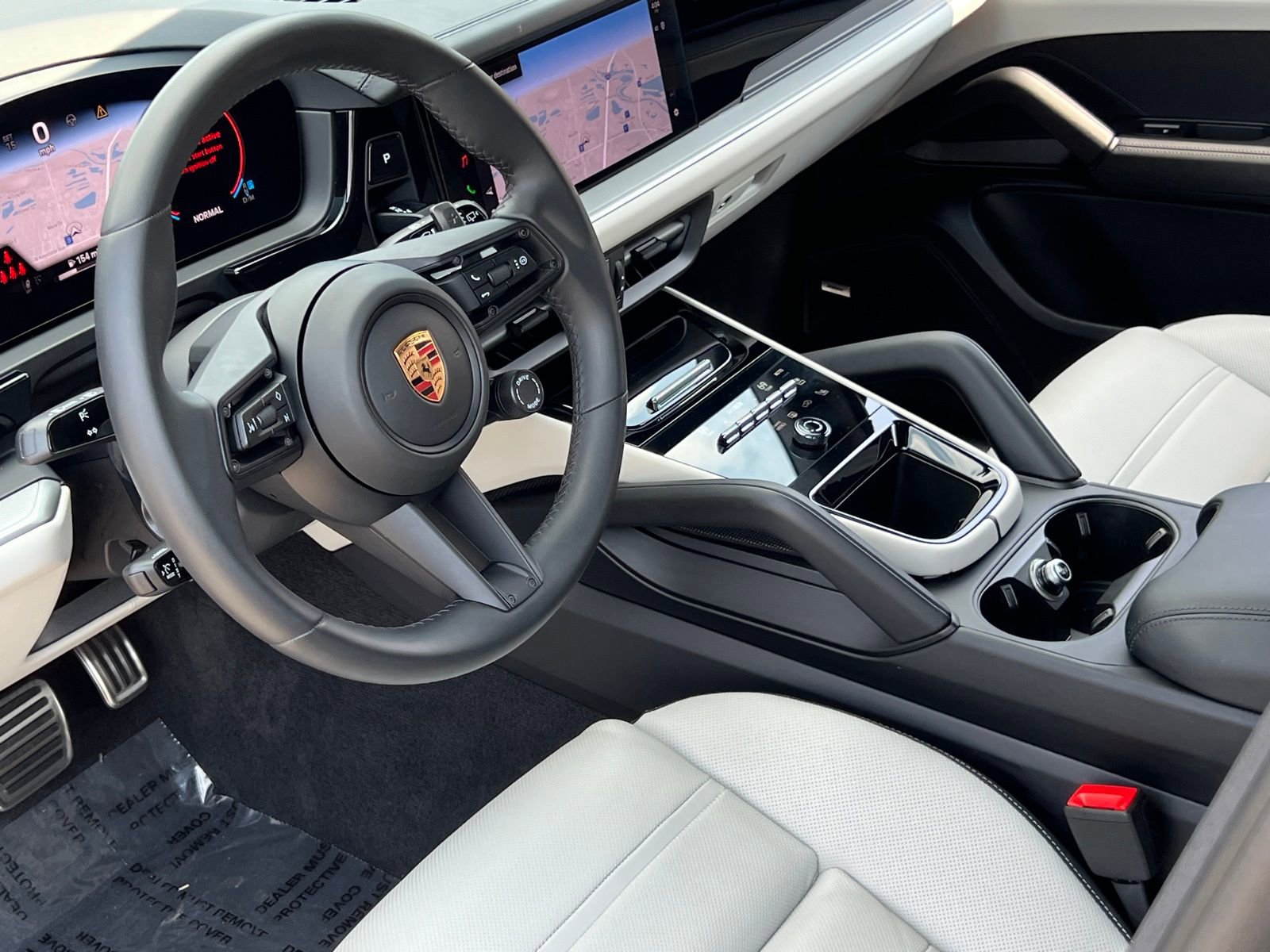 New 2025 Porsche Cayenne S image 3