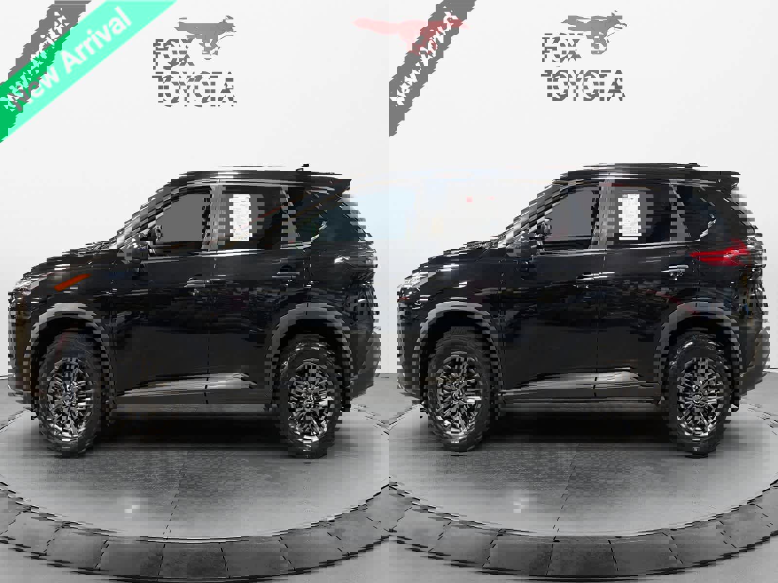 Used 2021 Nissan Rogue S image 3