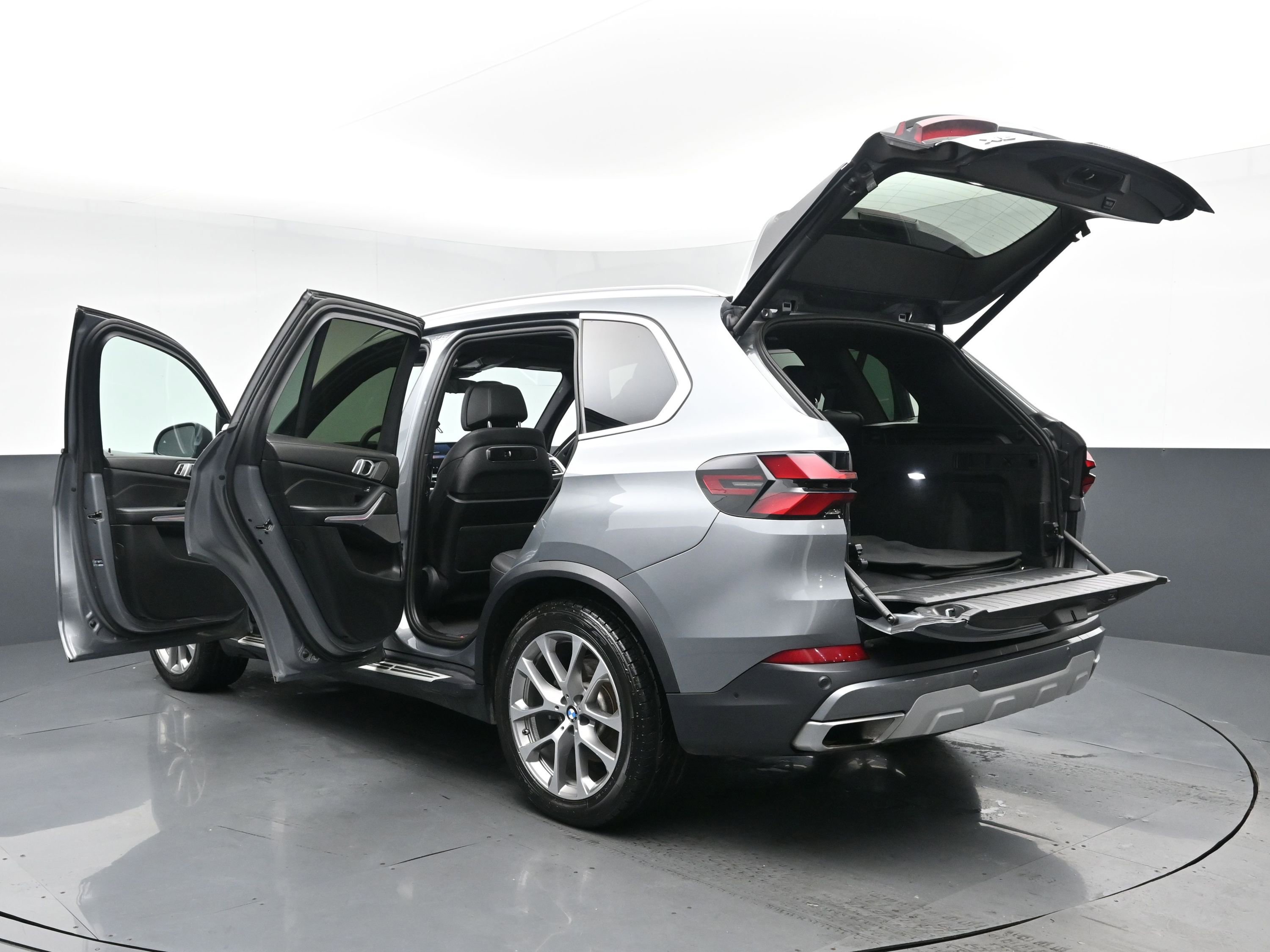 Used 2024 BMW X5 xDrive40i image 33