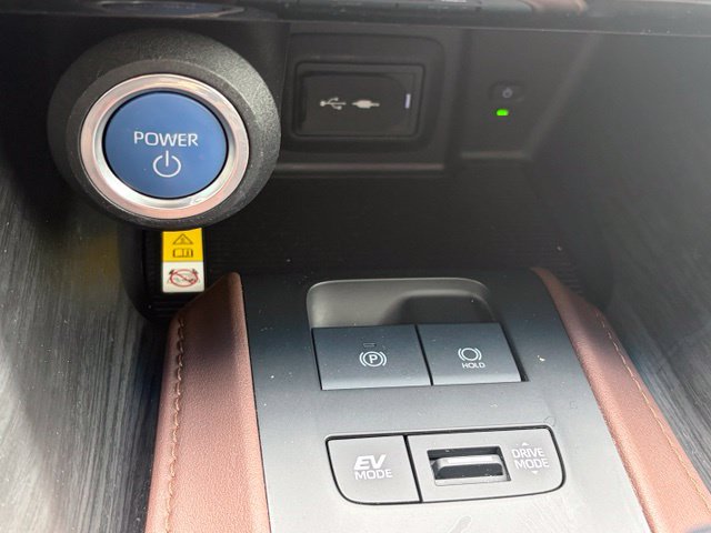 Used 2021 Toyota Venza Limited w/ Advanced Technology Package AWD/4WD image 22