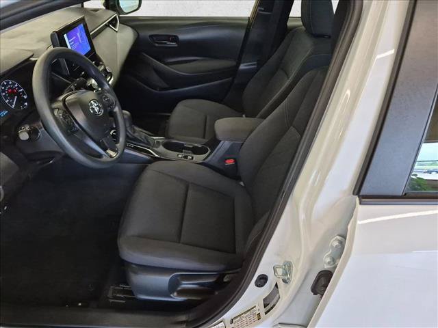 Used 2025 Toyota Corolla LE FWD image 15