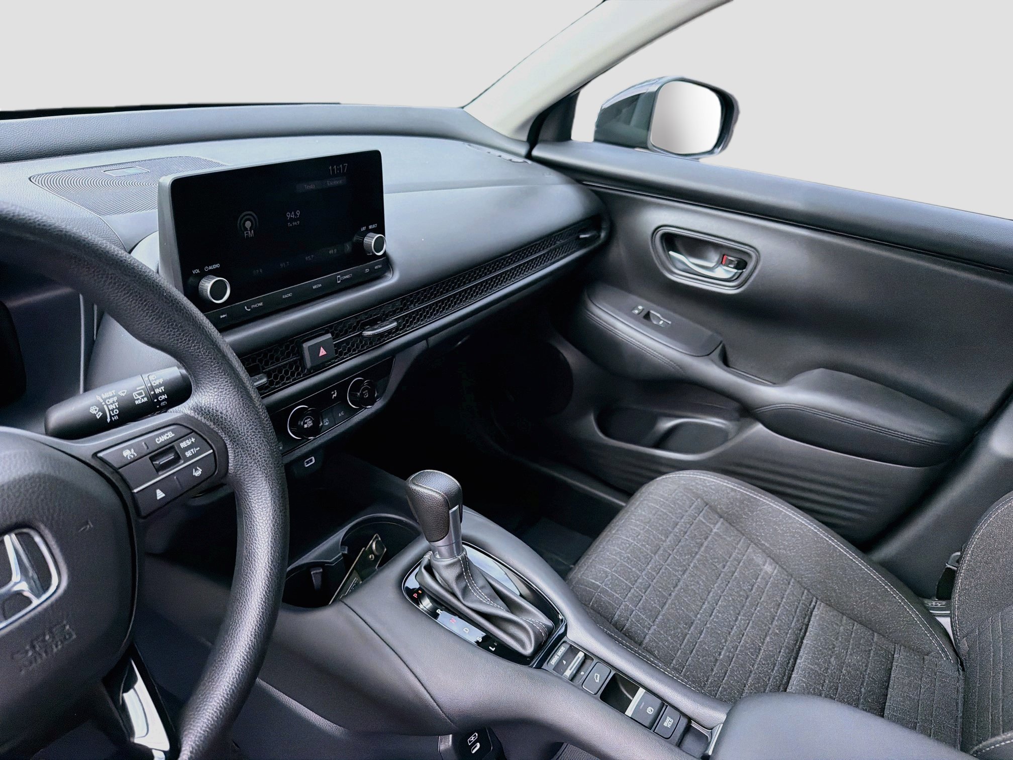 Used 2025 Honda HR-V LX image 22
