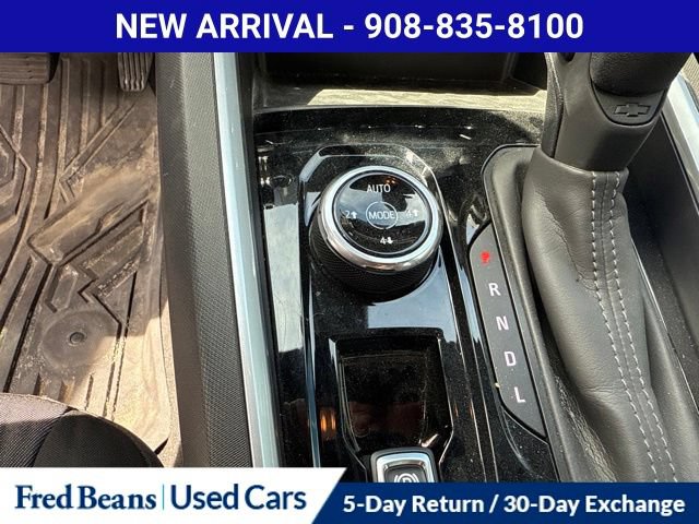 Used 2023 Chevrolet Colorado Trail Boss w/ LPO, Dark Essentials Package AWD/4WD image 14