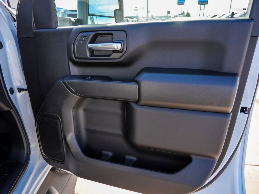 New 2026 GMC Sierra 3500 Pro image 15