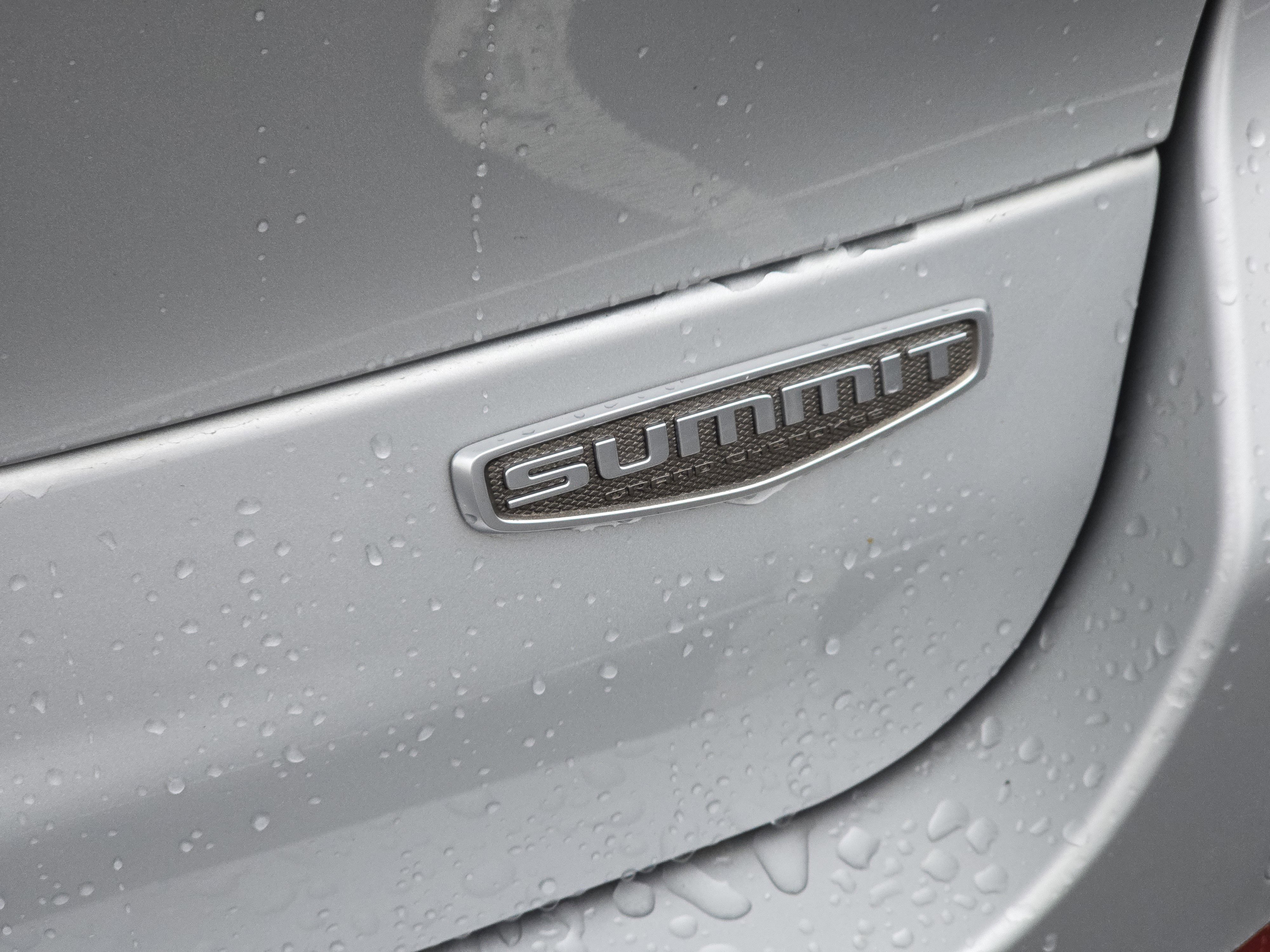 Used 2021 Jeep Grand Cherokee L Summit image 25