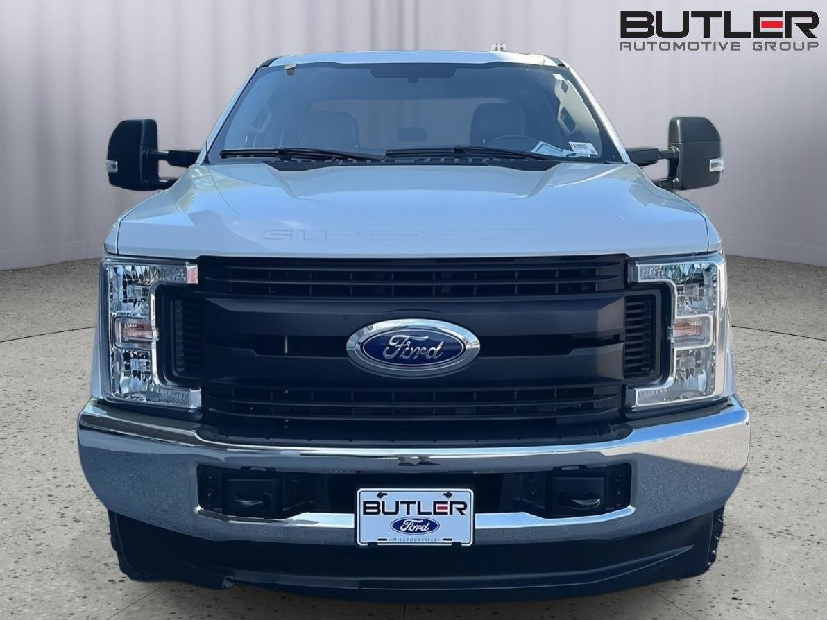 Used 2019 Ford F350 XL w/ Power Equipment Group image 8