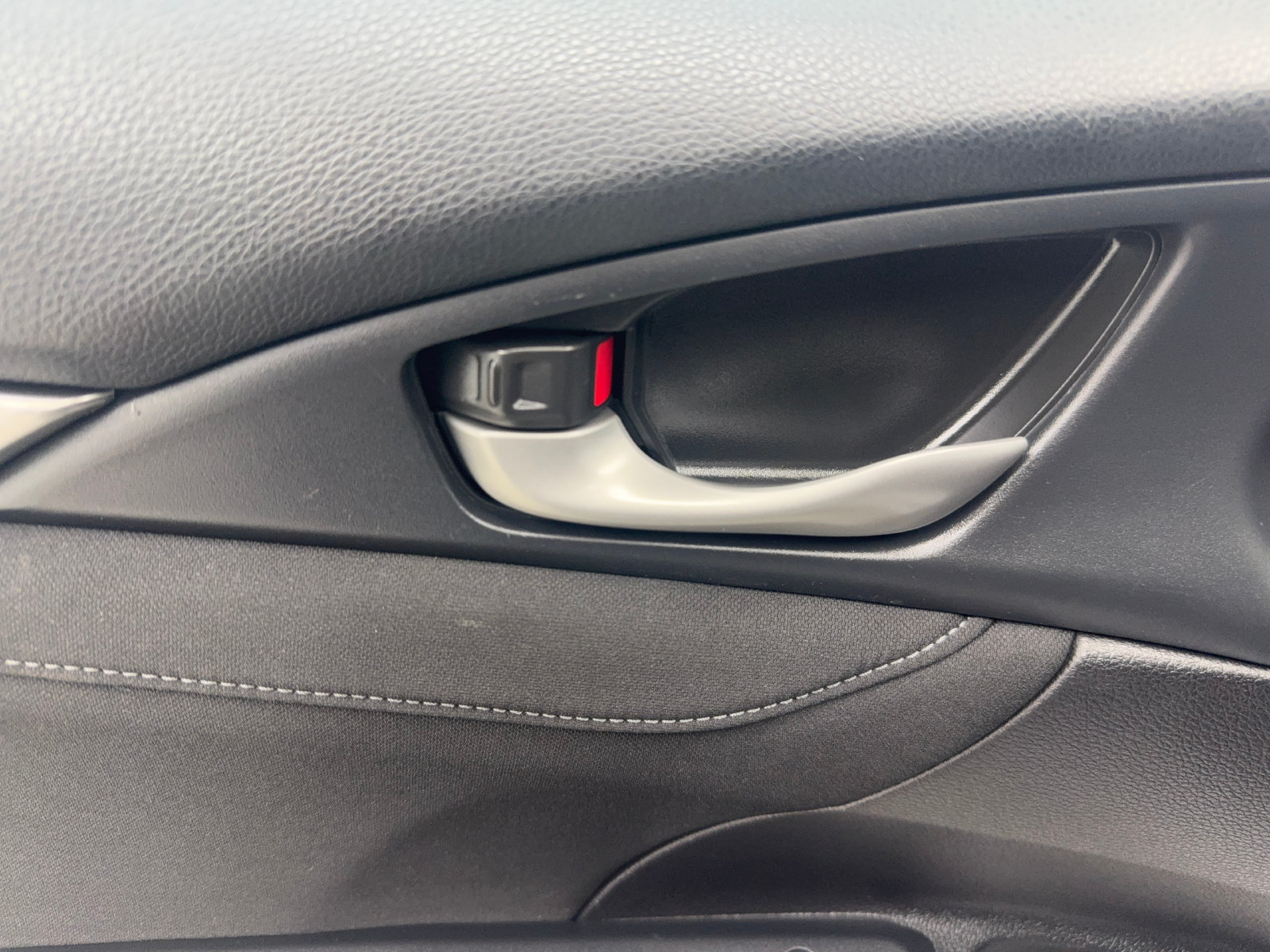 Used 2020 Honda Civic EX image 35
