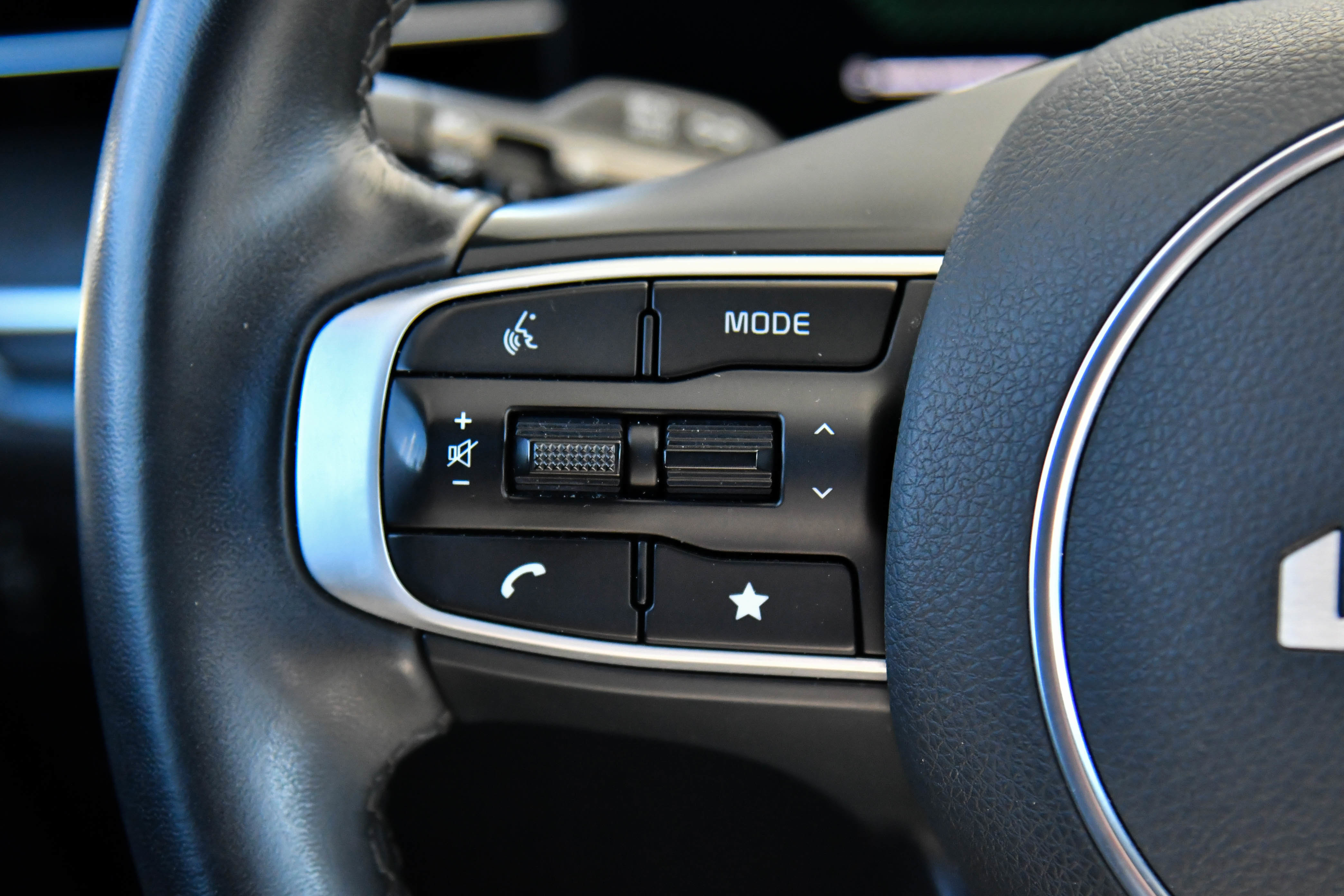 Used 2025 Kia K5 GT-Line w/ GT-Line Premium Package image 37