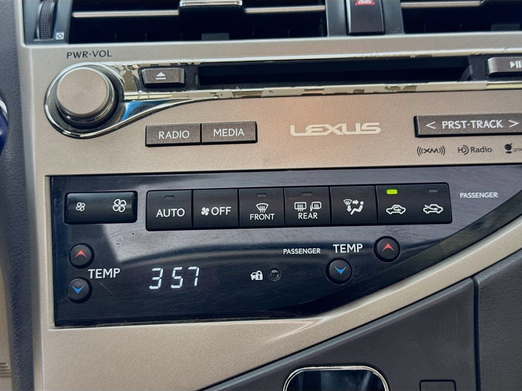 Used 2015 Lexus RX 450h FWD image 16