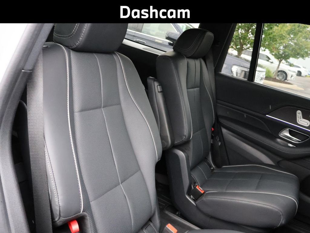 Used 2024 Mercedes-Benz GLS 580 4MATIC image 15