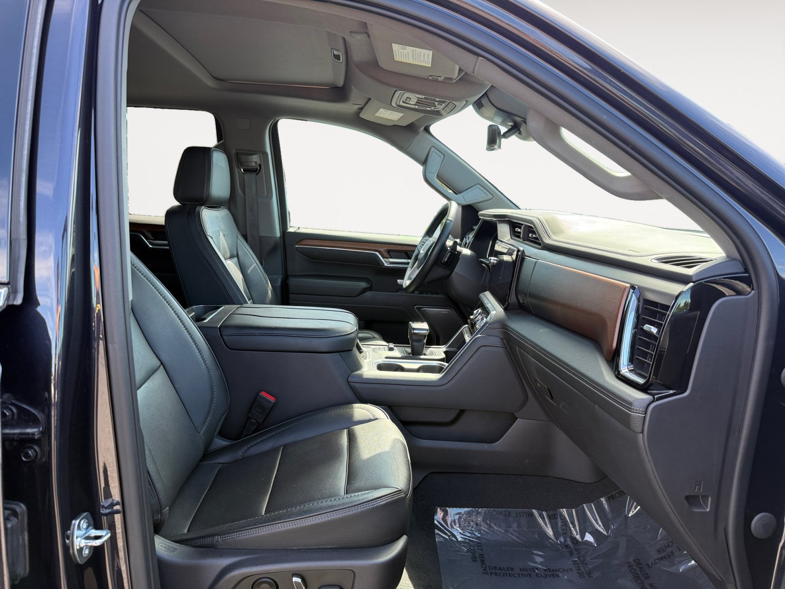 Used 2023 GMC Sierra 1500 Denali w/ Denali Reserve Package AWD/4WD image 19