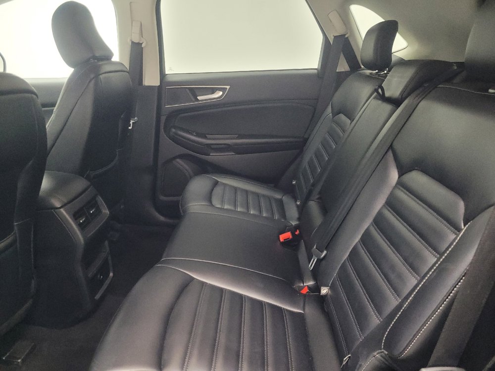 Used 2023 Ford Edge SEL image 18