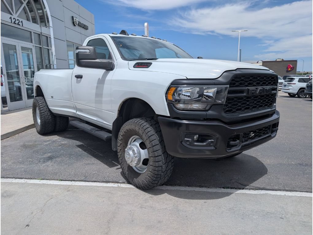 Used 2023 RAM 3500 Tradesman AWD/4WD image 4