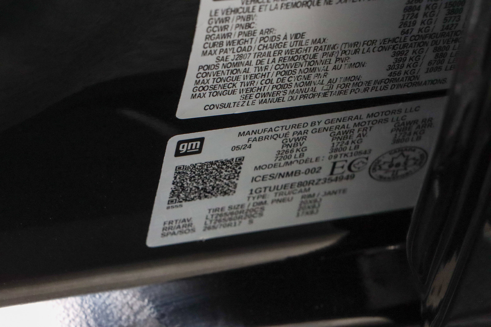 Used 2024 GMC Sierra 1500 AT4 w/ Technology Package image 36