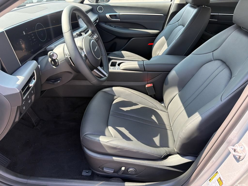New 2026 Hyundai Sonata Limited FWD image 10