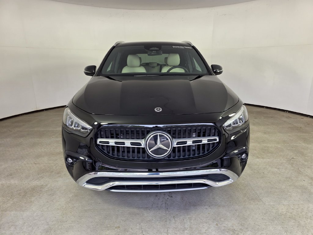 Certified 2025 Mercedes-Benz GLA 250 image 2