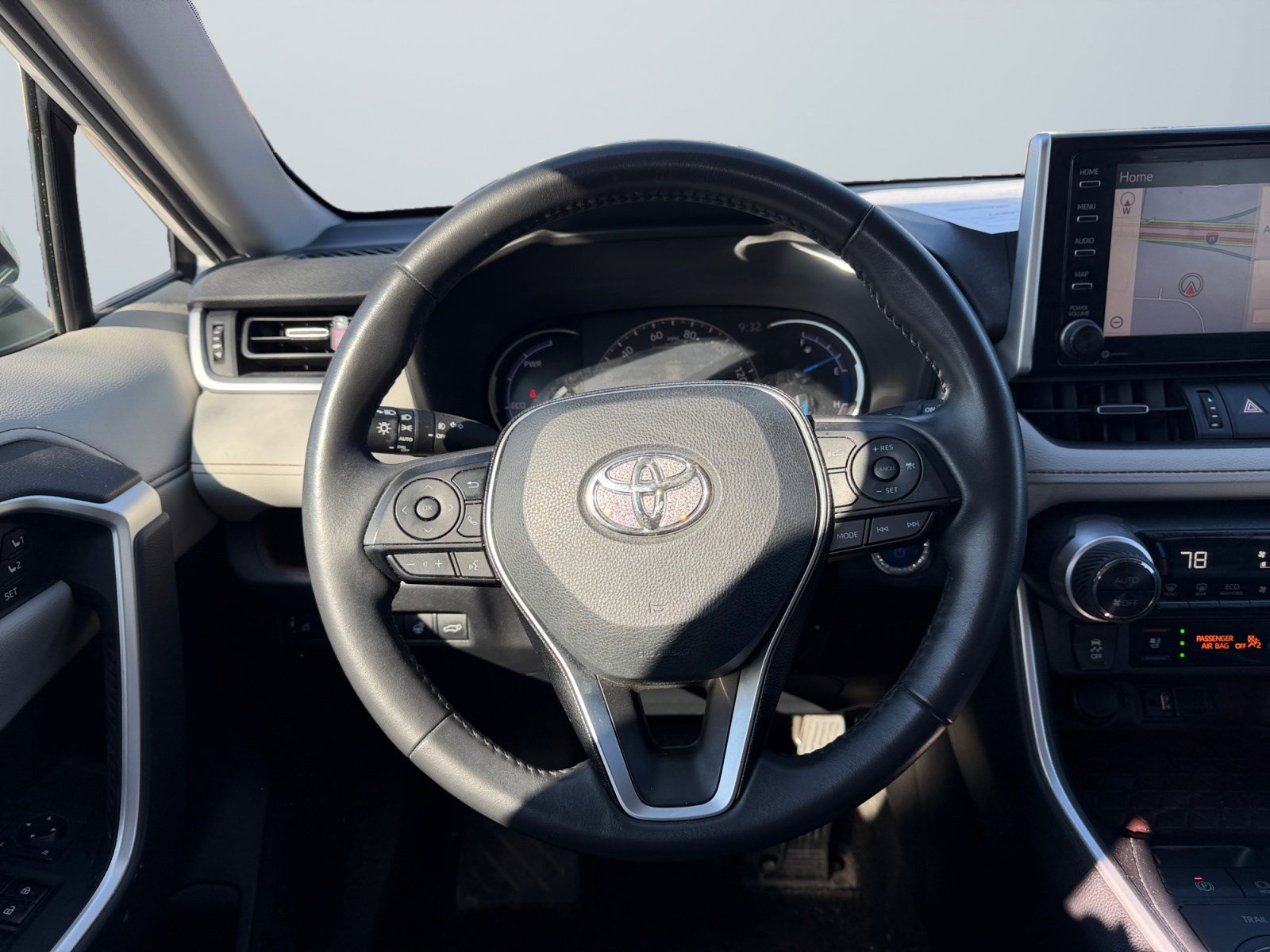 Used 2019 Toyota RAV4 Limited w/ Limited Grade Weather Package image 14