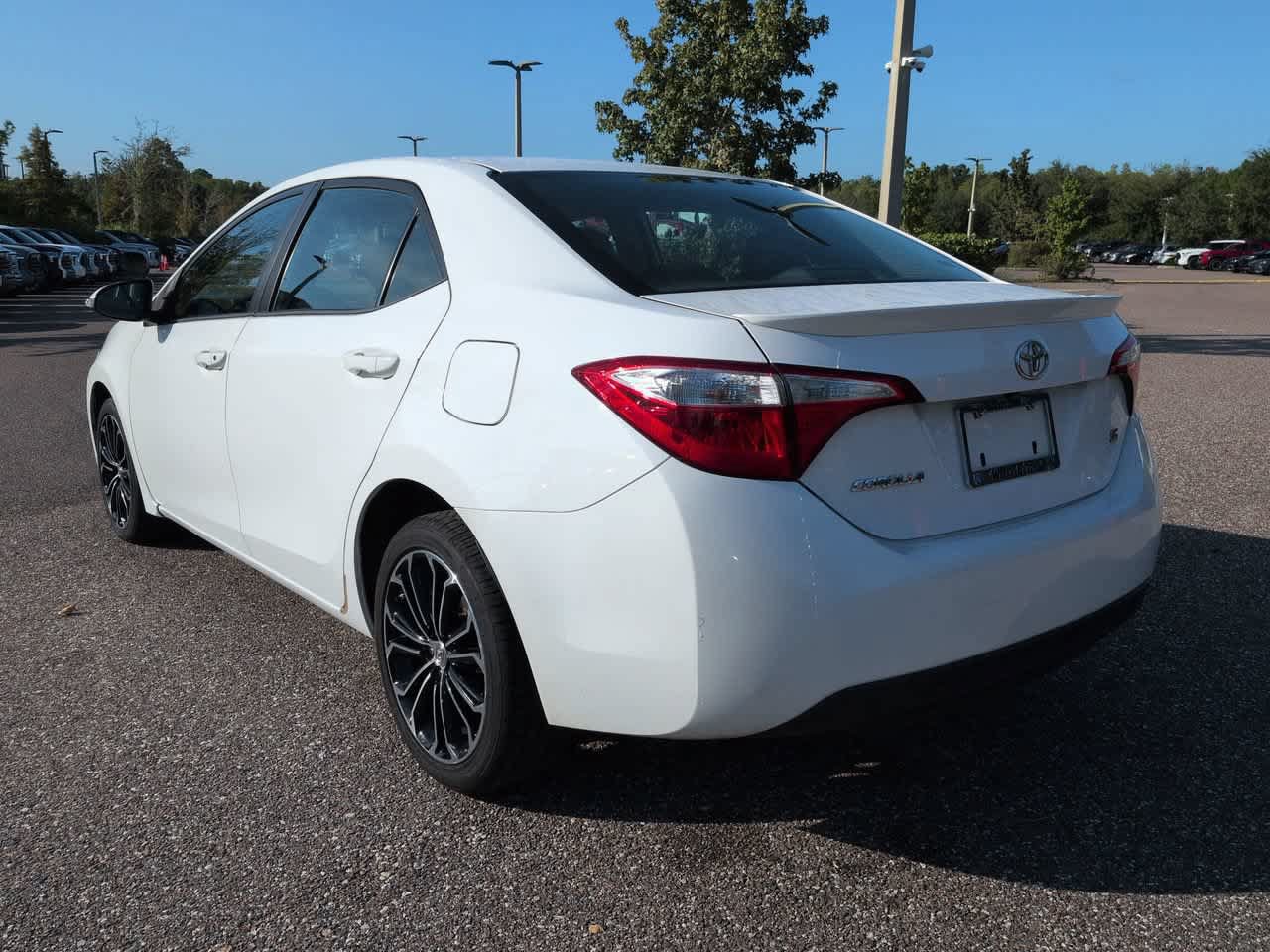 Used 2015 Toyota Corolla S FWD image 4
