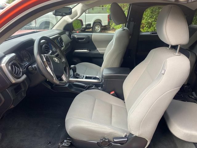 Used 2017 Toyota Tacoma SR5 w/ Tow Package AWD/4WD image 10