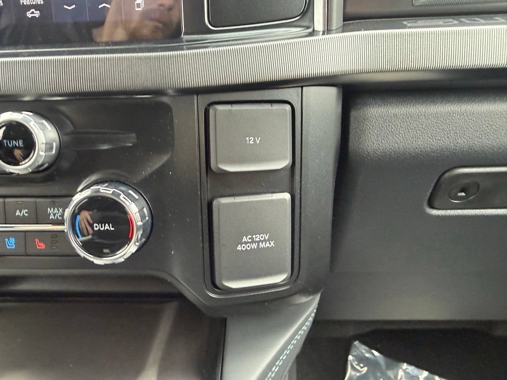 New 2026 Ford F250 Platinum AWD/4WD image 32